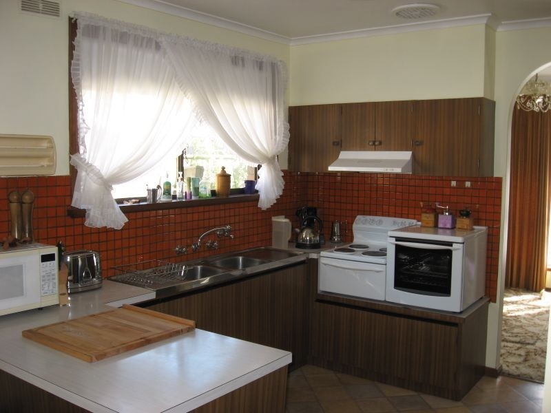 17 Gray, Bairnsdale VIC 3875