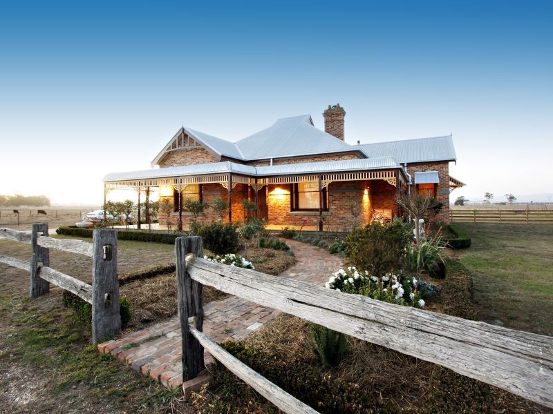 Bairnsdale VIC 3875