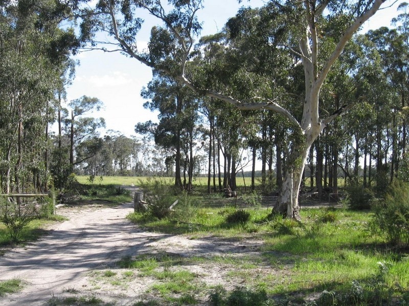 223B McArthurs Lane, Bairnsdale VIC 3875