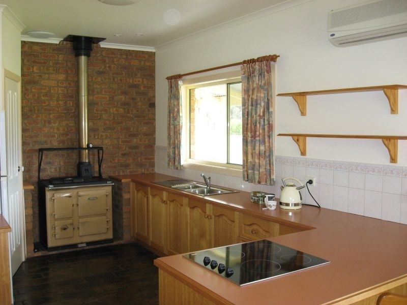 22 Heredon Court, Sarsfield VIC 3875