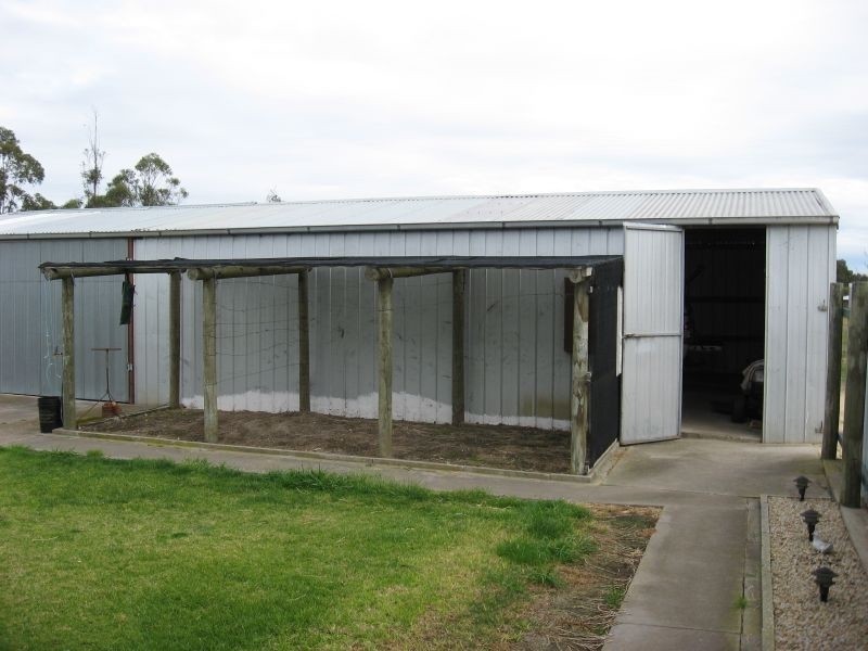 108 Hazeldene Crescent, Nicholson VIC 3882