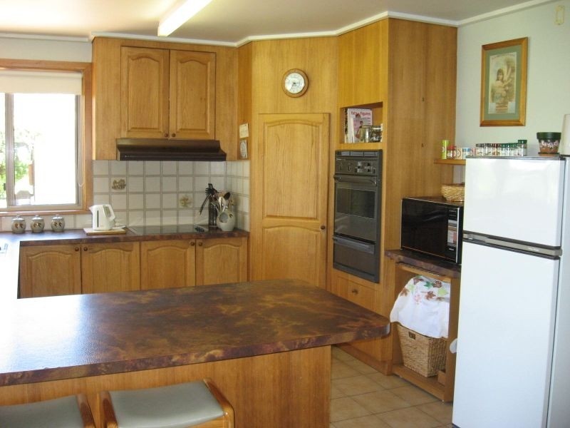 Bairnsdale VIC 3875