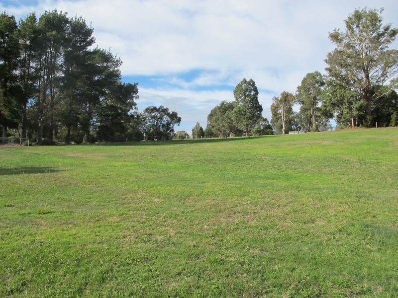 55 Dawson Street, Wiseleigh VIC 3885