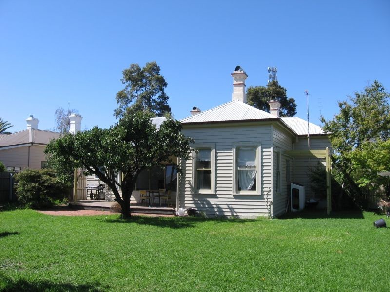Bairnsdale VIC 3875