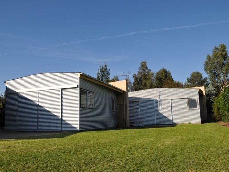 Tambo Upper VIC 3885