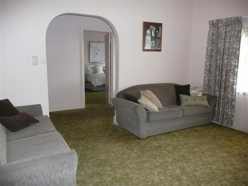 10 Sarsfield Road, Nicholson VIC 3882