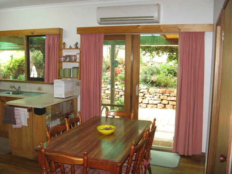 90 Deep Creek Road, Wiseleigh VIC 3885