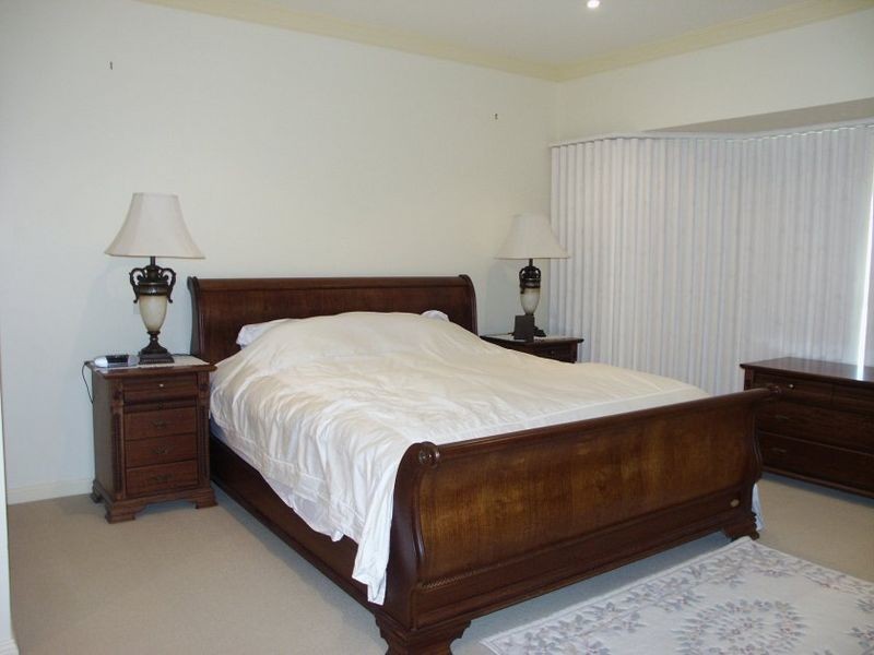 Bairnsdale VIC 3875