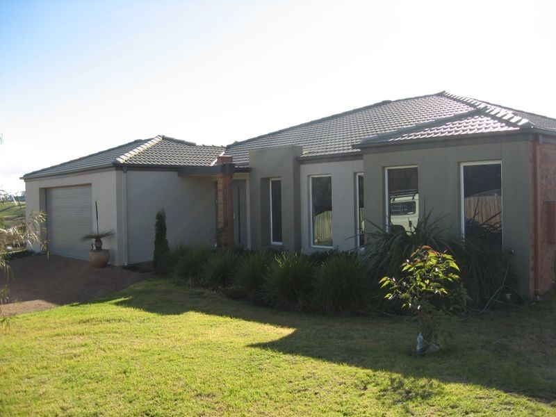 16 McKenzie Street, Bairnsdale VIC 3875