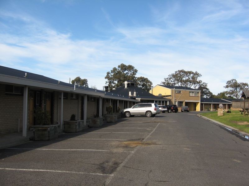 598 Main Street Highway Frontage, Bairnsdale VIC 3875