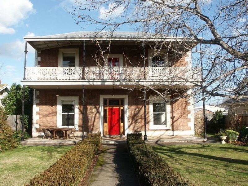 Bairnsdale VIC 3875