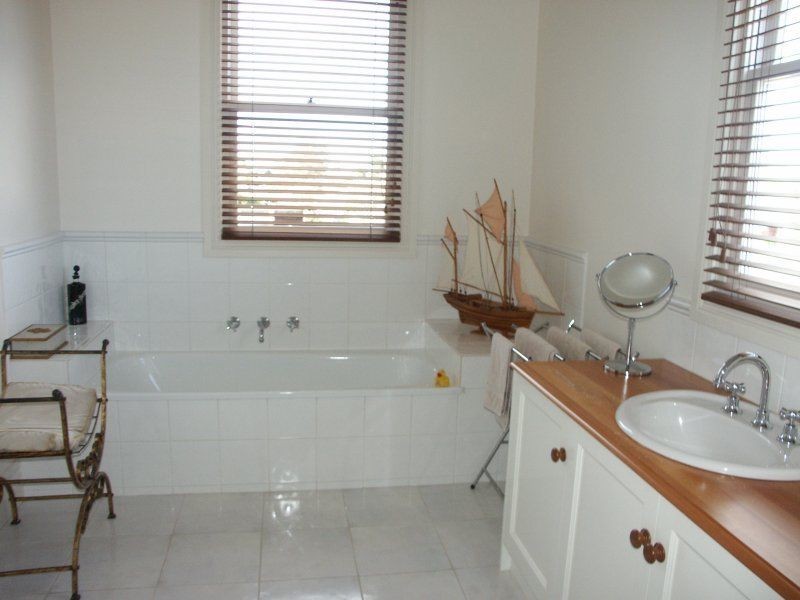 Bairnsdale VIC 3875