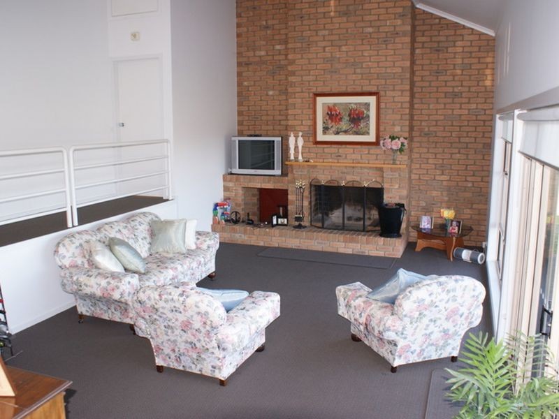 16 The Boulevard Wy Yung, Bairnsdale VIC 3875