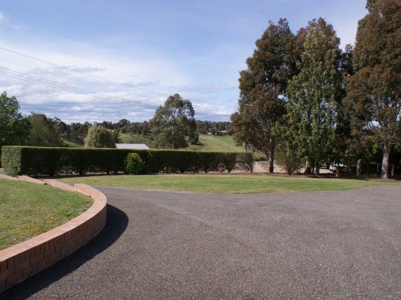 16 The Boulevard Wy Yung, Bairnsdale VIC 3875