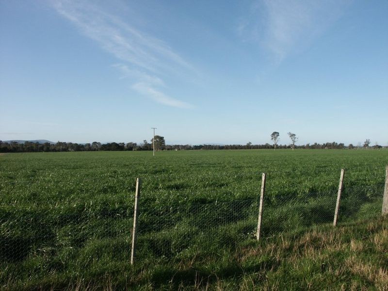 1355 Princes Highway, Bairnsdale VIC 3875