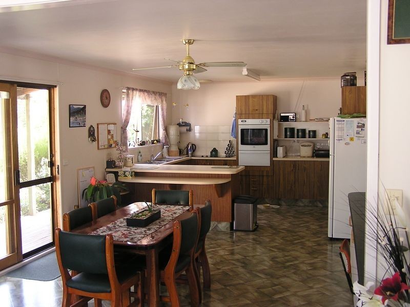 492 Mossiface Swan Reach Road, Johnsonville VIC 3902