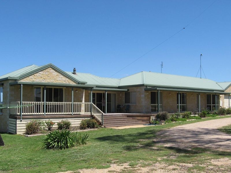 Bairnsdale VIC 3875