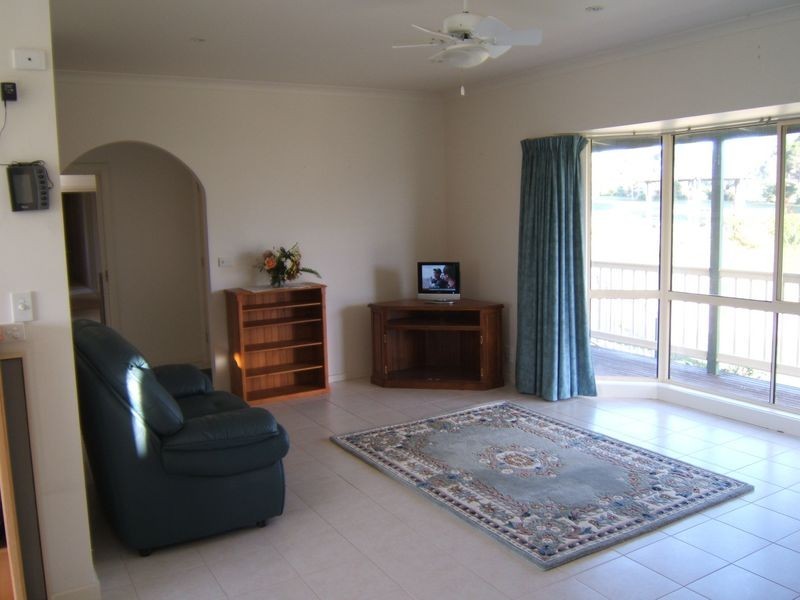 Bairnsdale VIC 3875