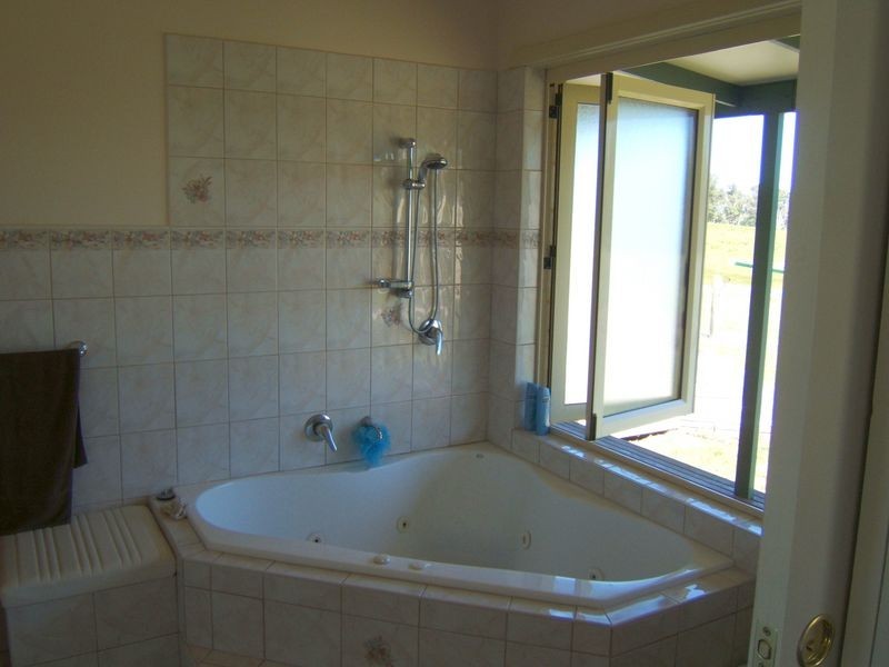 Bairnsdale VIC 3875