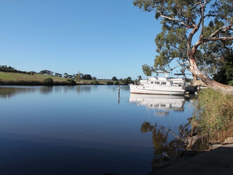 Peppercorn Rise on Nicholson, Nicholson VIC 3882