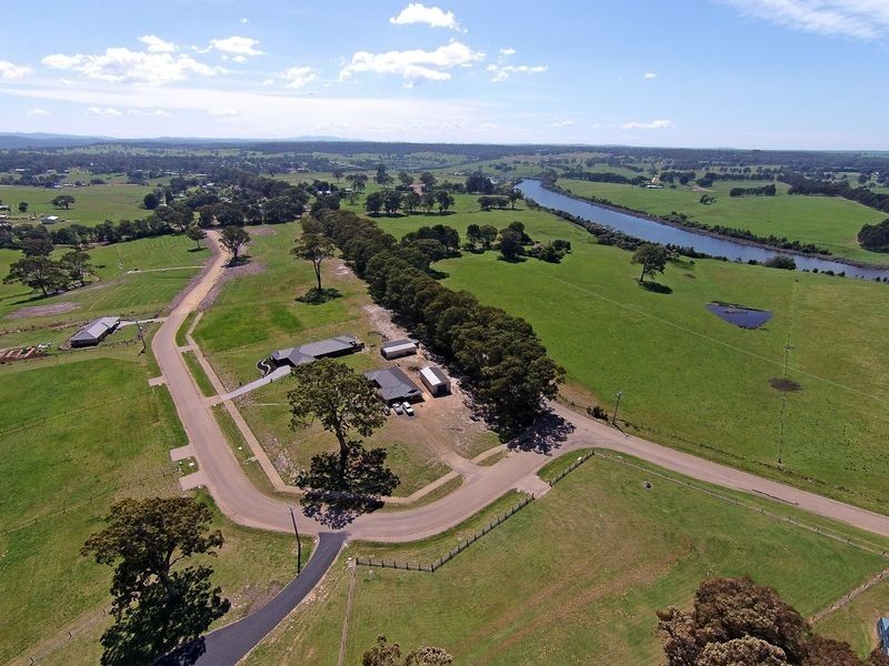 Peppercorn Rise on Nicholson, Nicholson VIC 3882