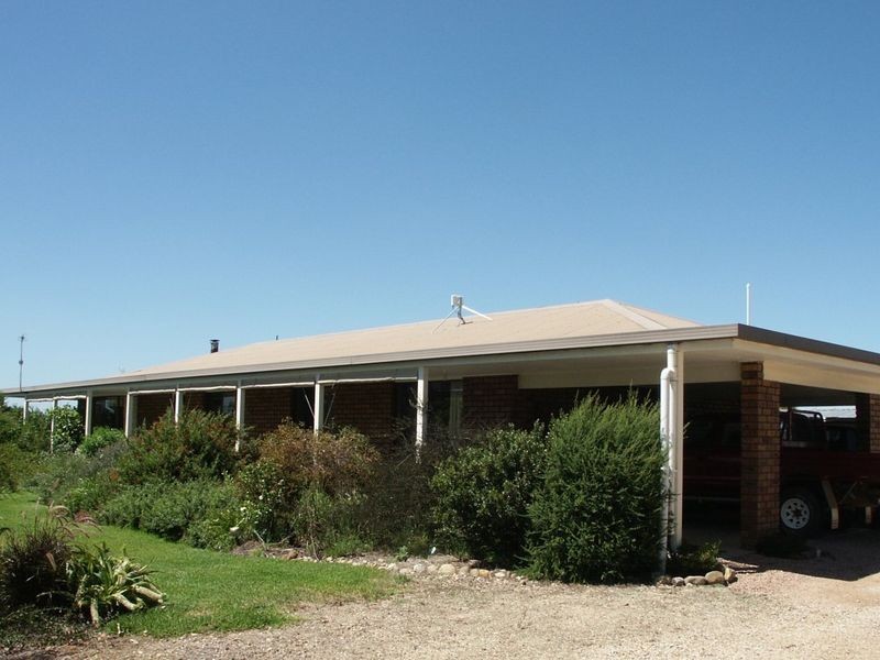 Bairnsdale VIC 3875