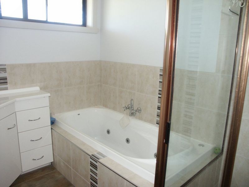 Bairnsdale VIC 3875