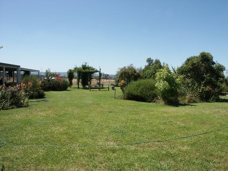 Bairnsdale VIC 3875