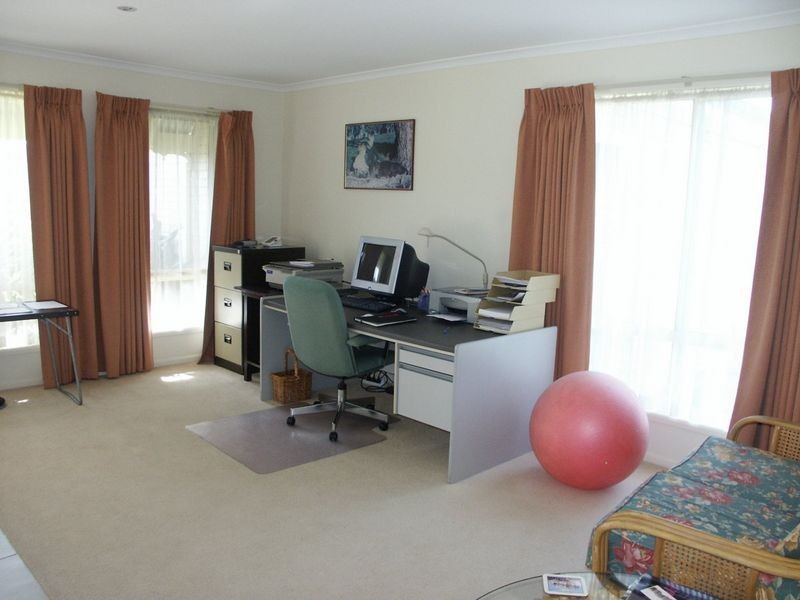 Bairnsdale VIC 3875