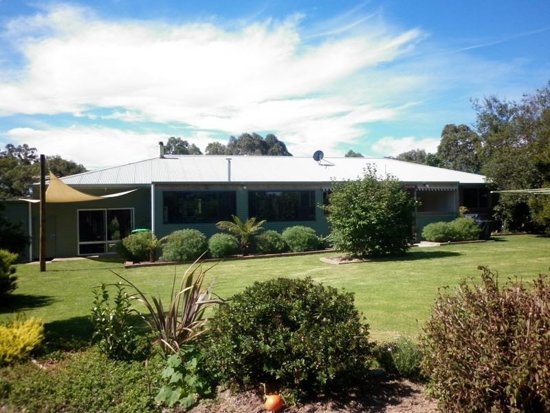 Nicholson VIC 3882