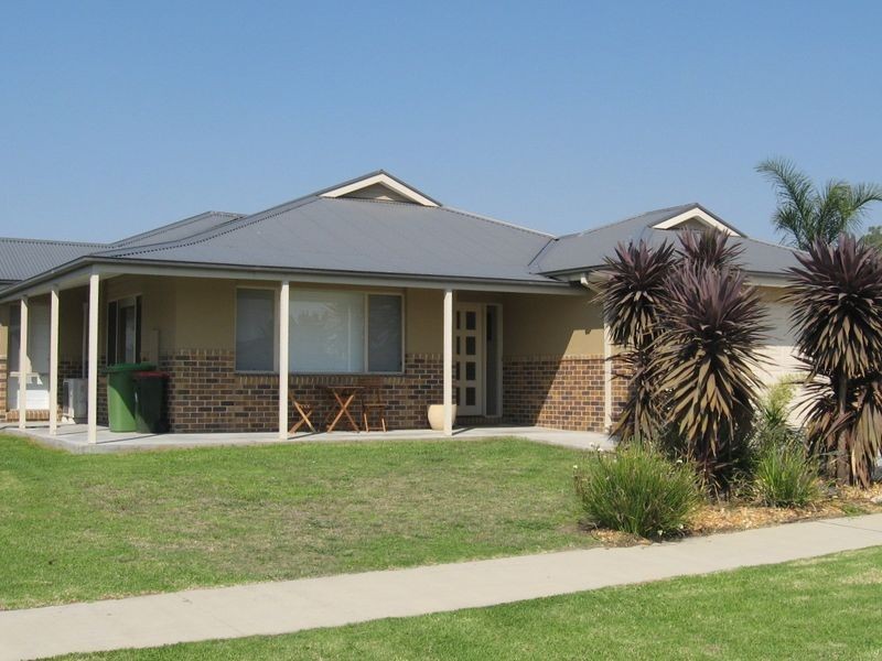 Bairnsdale VIC 3875