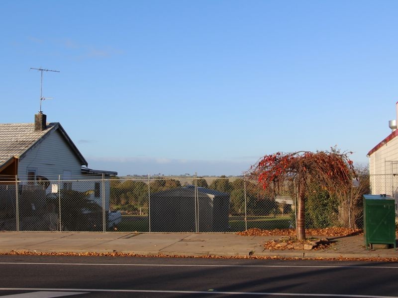 64 Main Street, Bruthen VIC 3885