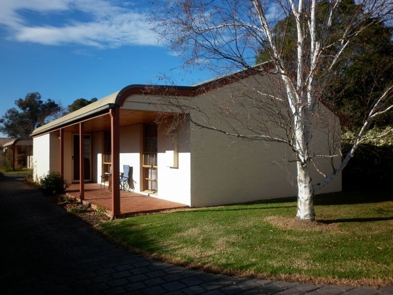 1 2 & 3/25 Robb Street, Bairnsdale VIC 3875