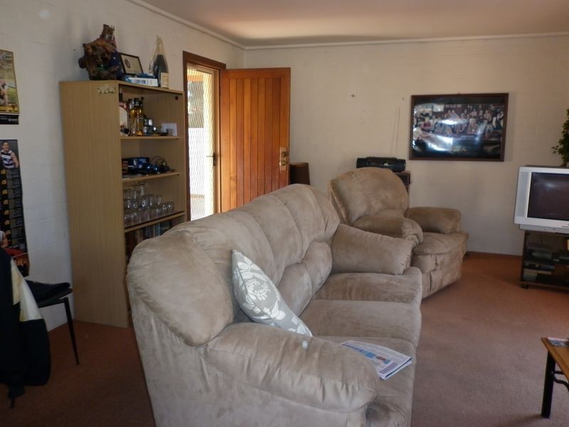 1 2 & 3/25 Robb Street, Bairnsdale VIC 3875
