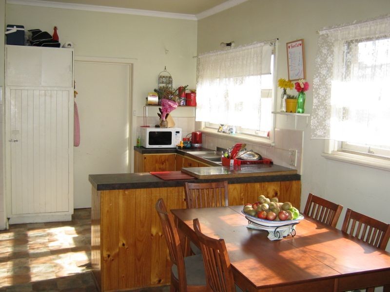 Bairnsdale VIC 3875