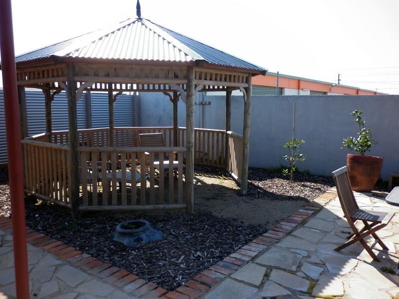 Bairnsdale VIC 3875