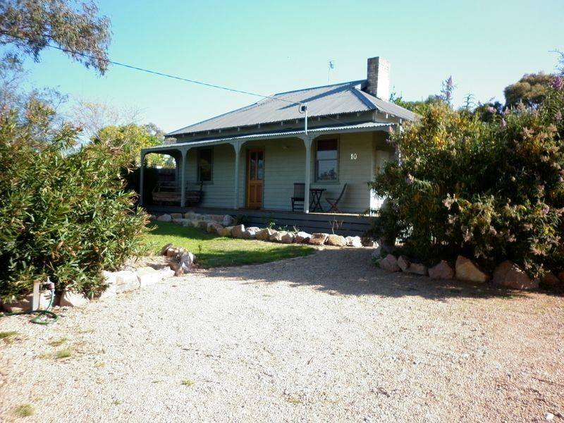 Bairnsdale VIC 3875