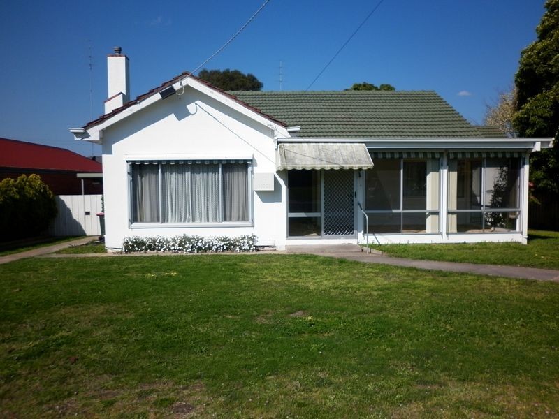 11 Goold Street, Bairnsdale VIC 3875