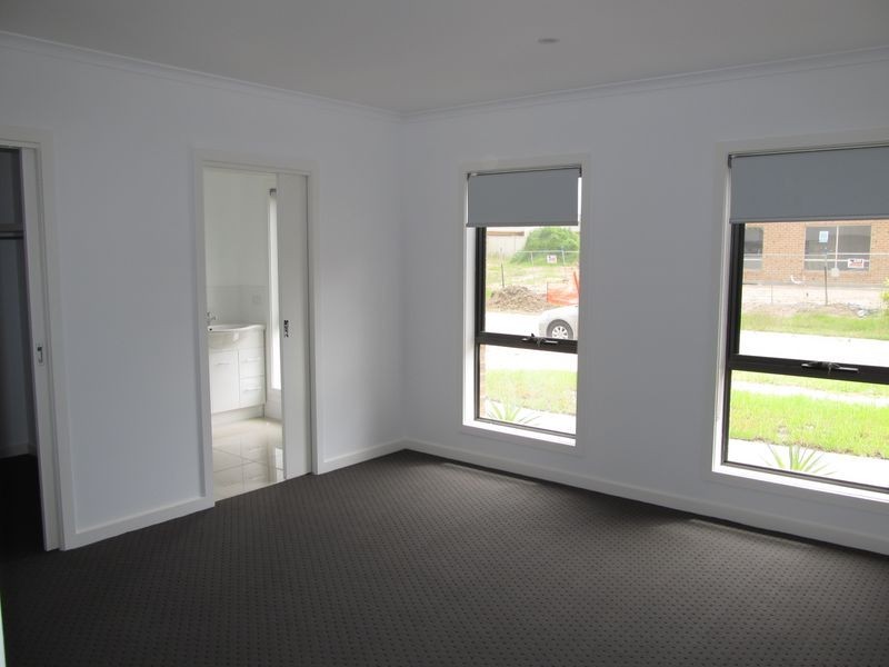 1 Georgia Crt, Bairnsdale VIC 3875