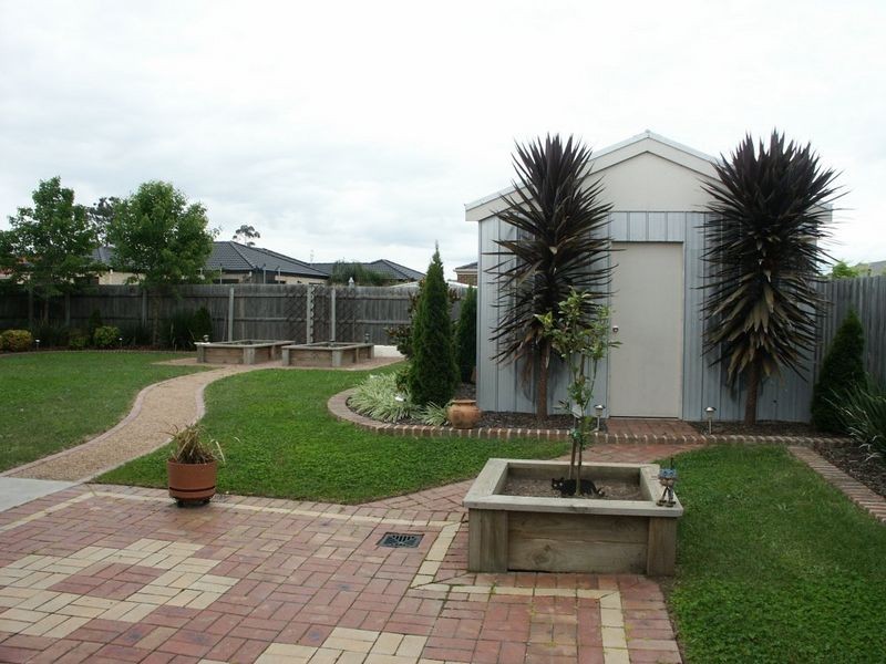 15 Windsor Court, Bairnsdale VIC 3875