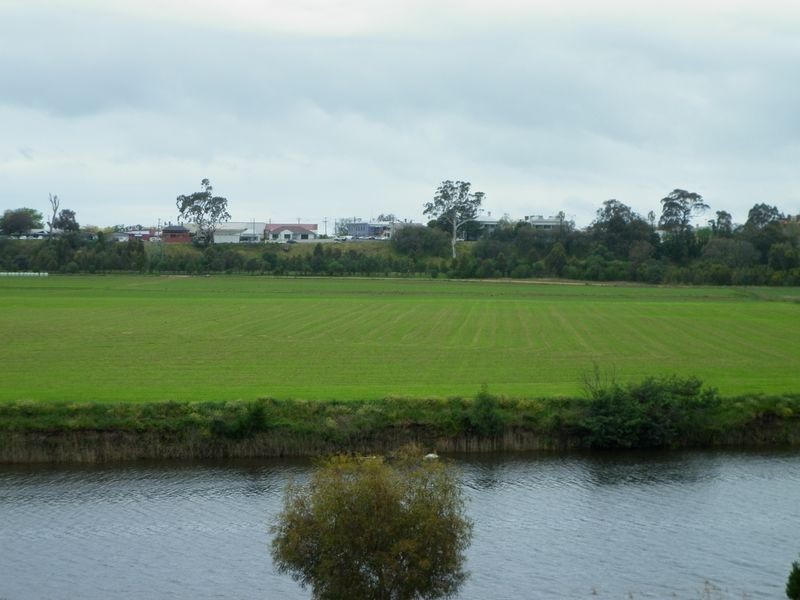 28 The Backwater EASTWOOD, Bairnsdale VIC 3875