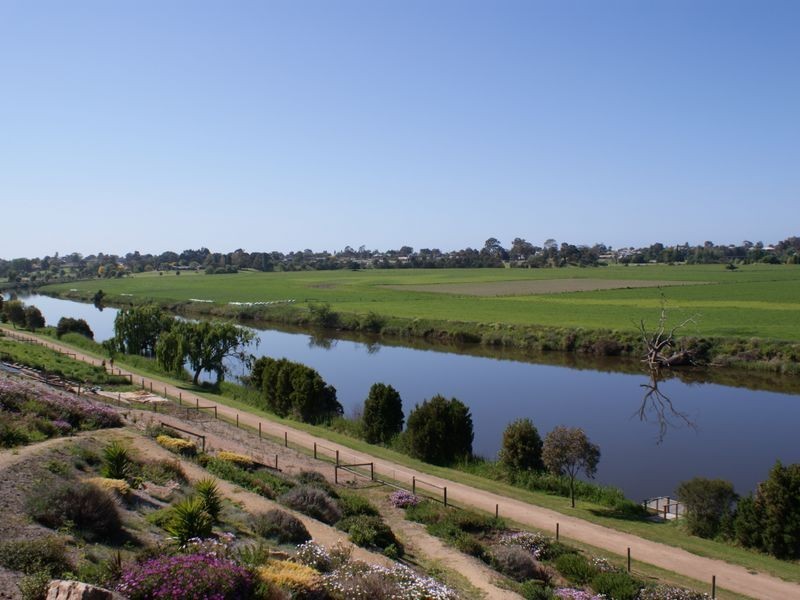 30 The Backwater EASTWOOD, Bairnsdale VIC 3875