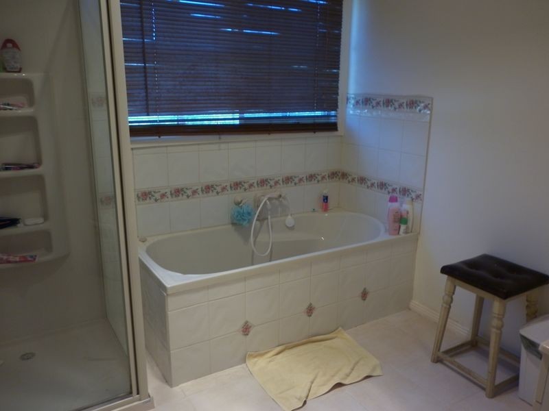 34 Dawson Street, Wiseleigh VIC 3885