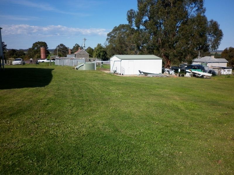 34 Dawson Street, Wiseleigh VIC 3885