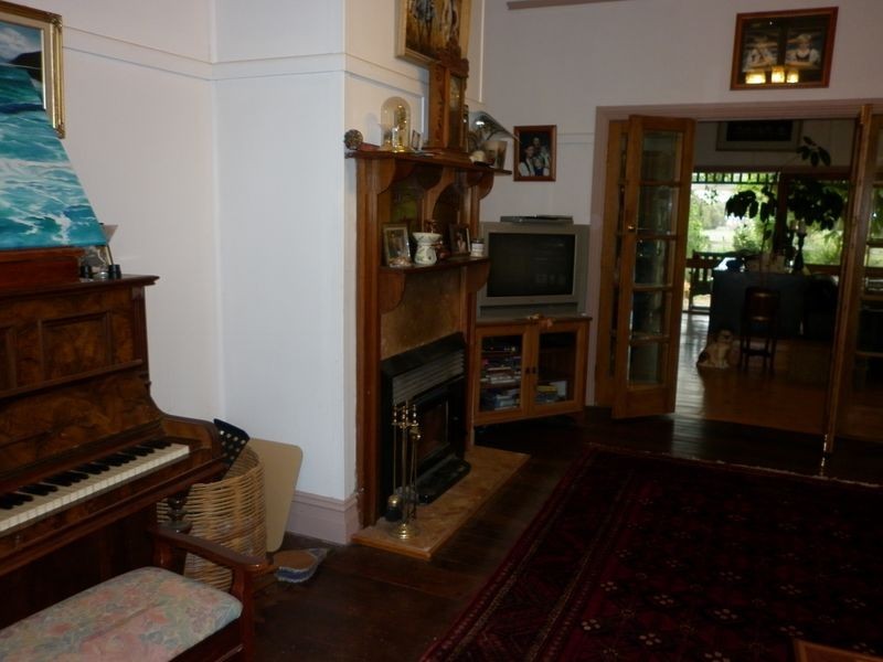 Bairnsdale VIC 3875