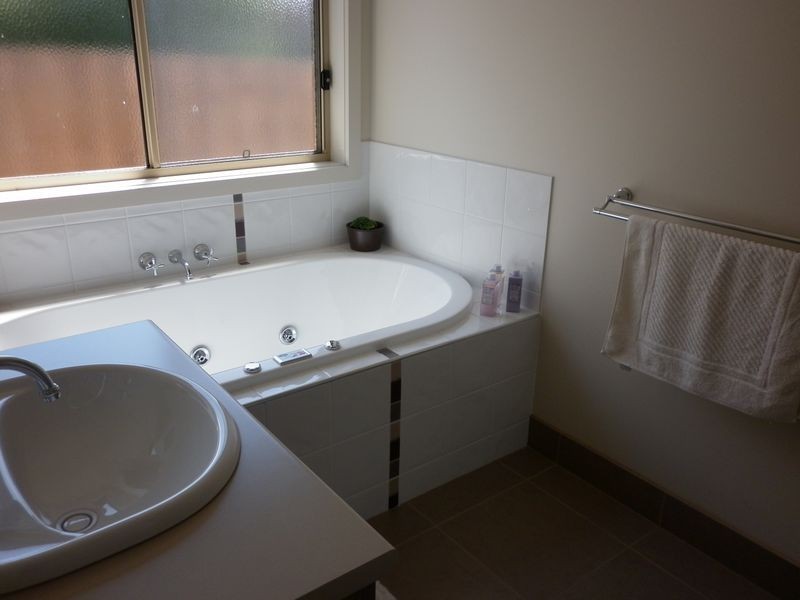 119 Princes Highway, Bairnsdale VIC 3875