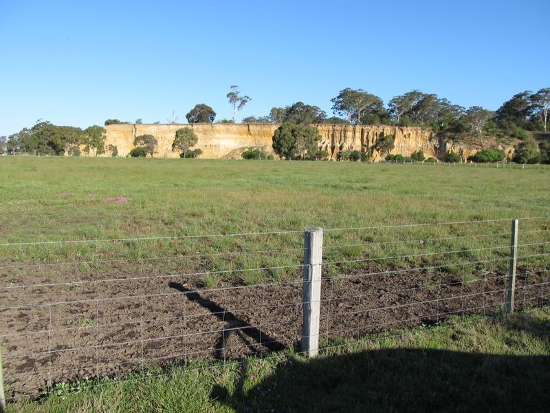 710 Riverbank East Road, Bairnsdale VIC 3875