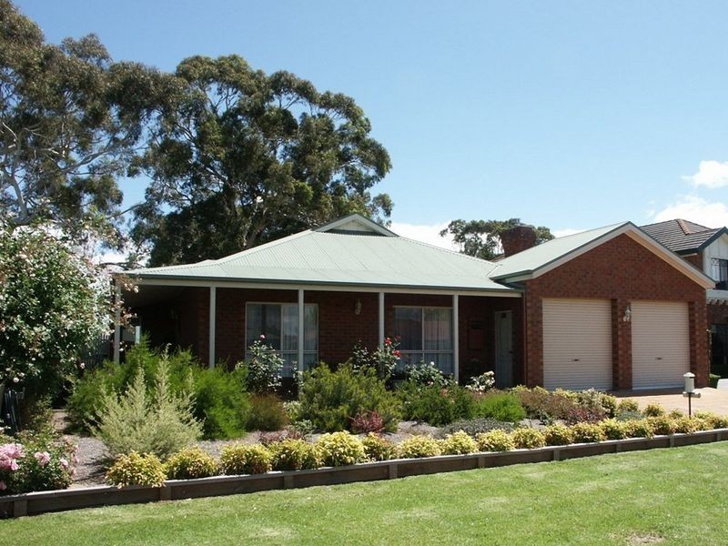 11 Alfred Place Eastwood, Bairnsdale VIC 3875