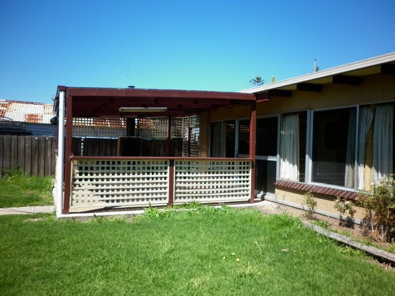 25 McKean Street, Bairnsdale VIC 3875