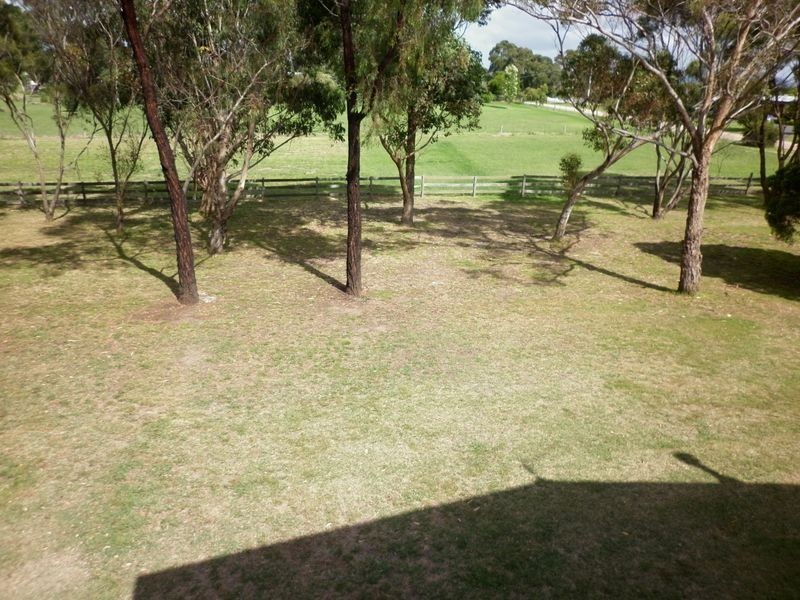 25 Dooley Street Wy Yung, Bairnsdale VIC 3875